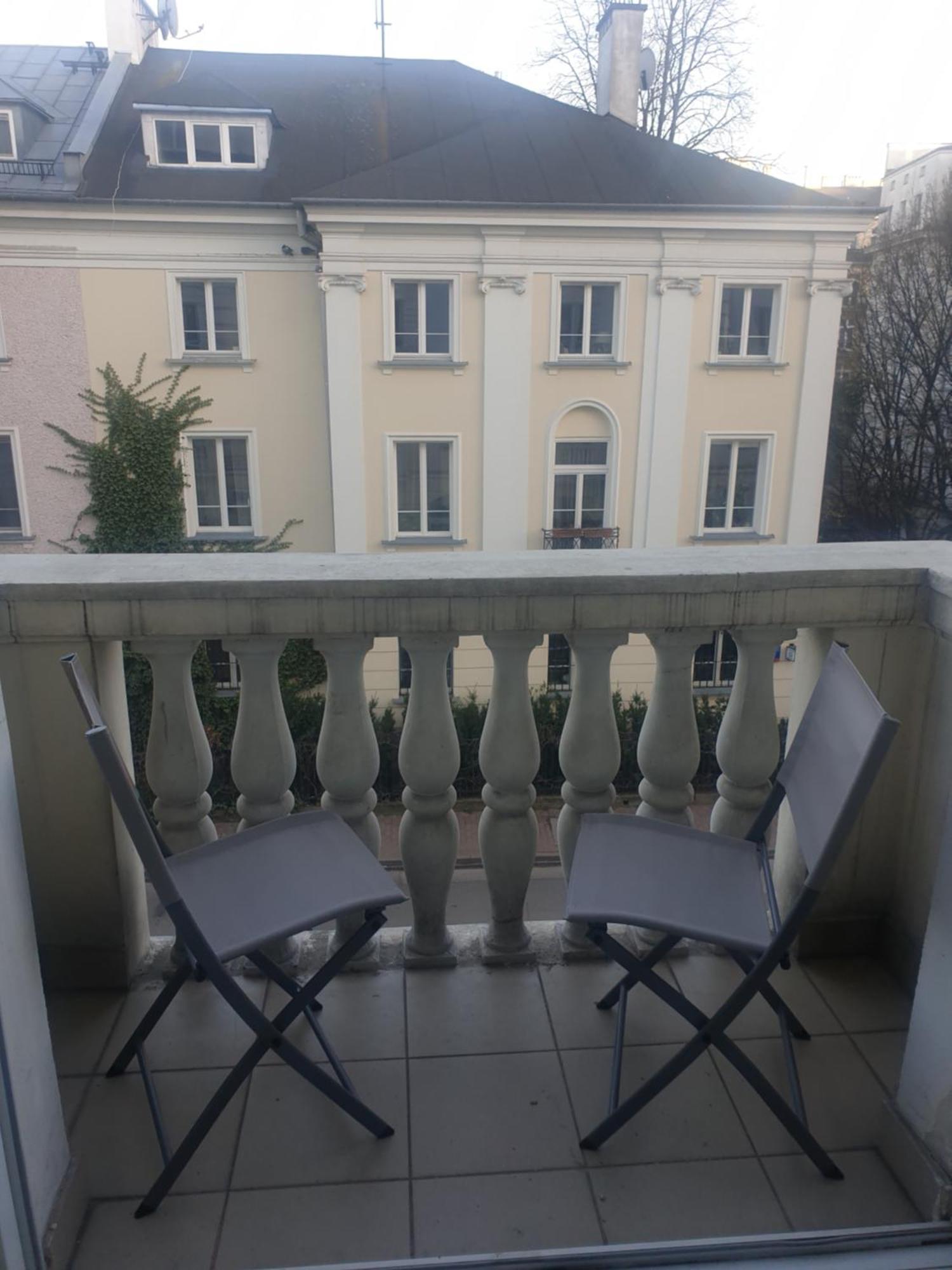 Stylish Bright Apartment Ochota With Balcony Warsawa Bagian luar foto
